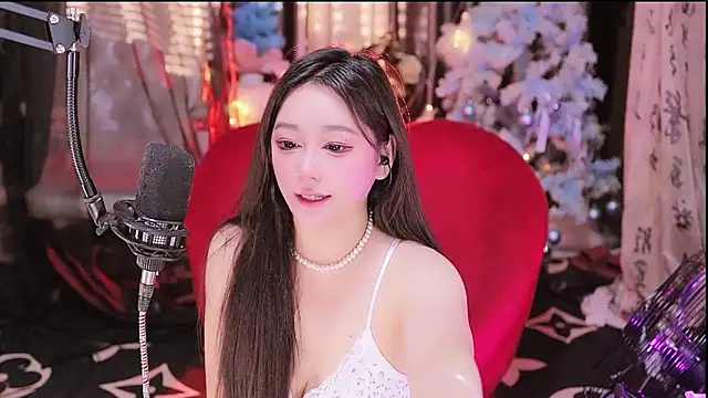 Snapshot of Missy_Nana21 chatting on October 4, 2025, 3:57 pm Missy Nana21 online show from October 4, 2025, 3:57 pm