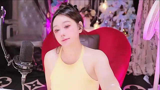 Snapshot of Missy_Nana21 chatting on September 30, 2025, 1:39 pm Missy Nana21 online show from September 30, 2025, 1:39 pm