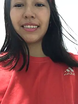 Snapshot of EmmaRossem chatting on October 1, 2025, 7:18 pm EmmaRossem online show from October 1, 2025, 7:18 pm