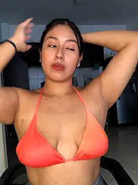 EmmaRossem online show from November 14, 2025, 7:28 pm