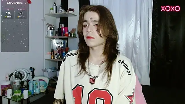 Snapshot of shun_sun chatting on December 7, 2024, 1:19 am shun sun online show from December 7, 2024, 1:19 am