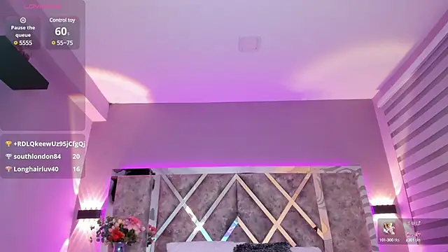 Snapshot of MaxiRogers chatting on March 17, 2025, 10:40 pm MaxiRogers online show from March 17, 2025, 10:40 pm