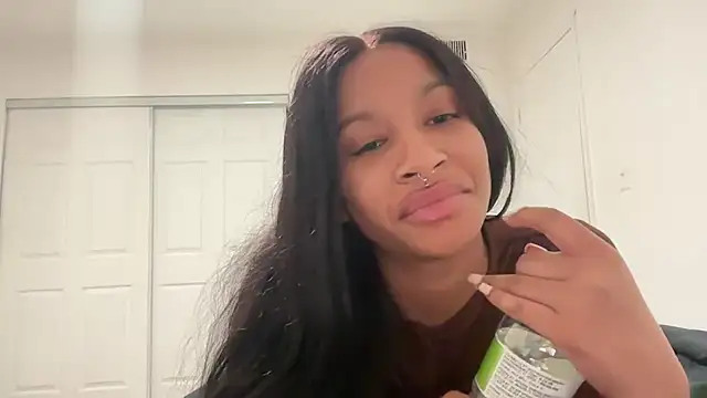 Snapshot of shandiloveslemonss chatting on October 9, 2025, 11:49 pm shandiloveslemonss online show from October 9, 2025, 11:49 pm