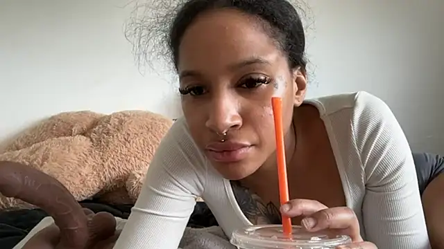 Snapshot of shandiloveslemonss chatting on September 22, 2025, 3:18 pm shandiloveslemonss online show from September 22, 2025, 3:18 pm