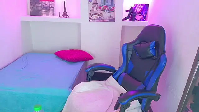 Snapshot of _Emmaa_Harper chatting on October 21, 2025, 6:02 am Emmaa Harper online show from October 21, 2025, 6:02 am