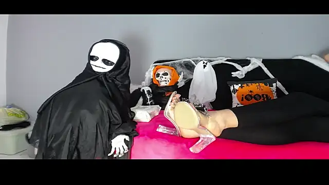 sasha-star11 online show from October 24, 2025, 4:06 pm