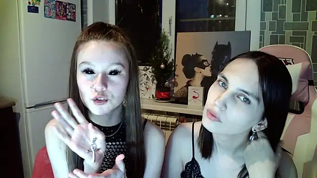 Snapshot of BlackHe4rts_ chatting on February 11, 2025, 12:15 pm BlackHe4rts online show from February 11, 2025, 12:15 pm