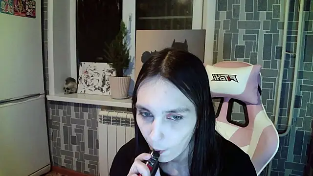 Snapshot of BlackHe4rts_ chatting on March 11, 2025, 9:59 pm BlackHe4rts online show from March 11, 2025, 9:59 pm
