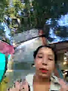 Young-Milkmaid online show from January 19, 2025, 11:56 am