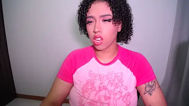 Snapshot of barbara_falcons chatting on October 2, 2025, 2:37 am barbara falcons online show from October 2, 2025, 2:37 am