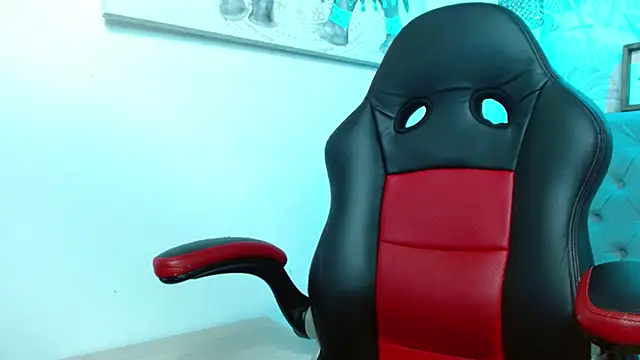 Snapshot of violletha chatting on October 1, 2025, 12:31 pm violletha online show from October 1, 2025, 12:31 pm