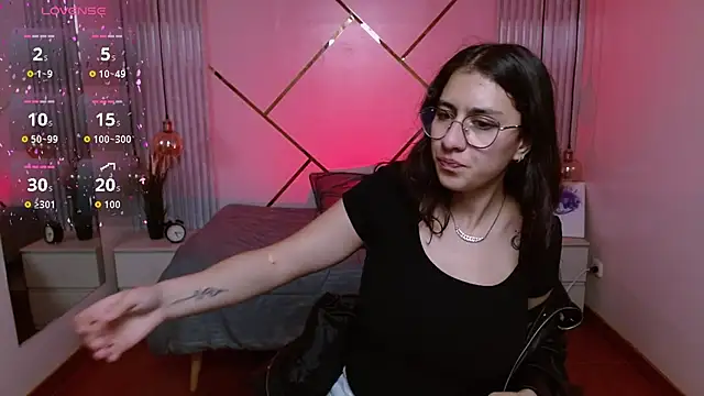 Lita Rogers online show from April 15, 2026, 7:07 pm