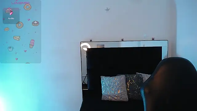 Snapshot of milly_sanchez chatting on February 13, 2026, 8:31 pm milly sanchez online show from February 13, 2026, 8:31 pm