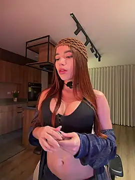 carolynnetrujillo online show from March 22, 2026, 3:10 am