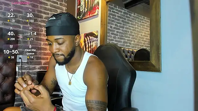 Snapshot of Drake_Nassir4 chatting on October 30, 2025, 2:58 pm Drake Nassir4 online show from October 30, 2025, 2:58 pm