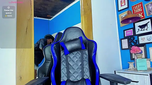 Snapshot of Drake_Nassir4 chatting on September 16, 2025, 9:16 pm Drake Nassir4 online show from September 16, 2025, 9:16 pm