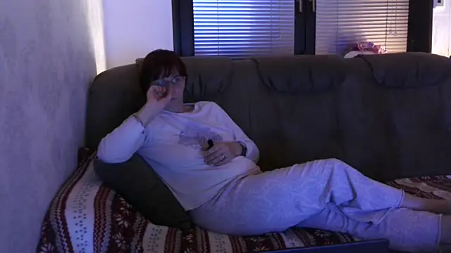 Snapshot of katja199034 chatting on November 12, 2025, 9:40 pm katja199034 online show from November 12, 2025, 9:40 pm