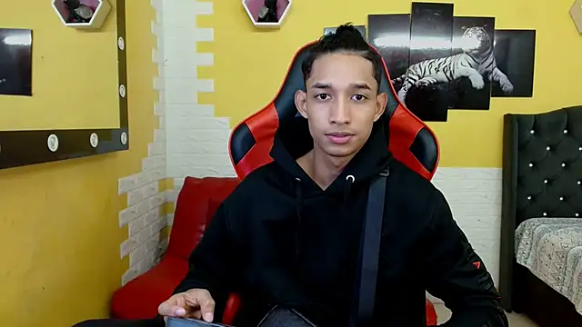 Snapshot of jose_sexycumm chatting on September 28, 2025, 8:49 pm jose sexycumm online show from September 28, 2025, 8:49 pm