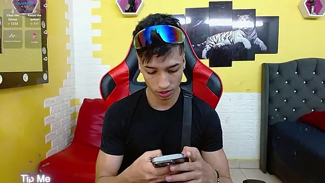 jose sexycumm online show from January 9, 2026, 7:43 pm