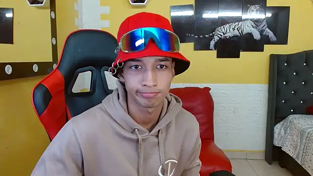 Snapshot of jose_sexycumm chatting on September 19, 2025, 8:35 pm jose sexycumm online show from September 19, 2025, 8:35 pm