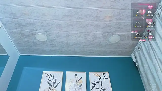 Snapshot of GabyPetit chatting on September 8, 2025, 8:19 pm GabyPetit online show from September 8, 2025, 8:19 pm