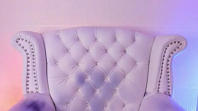 Snapshot of GabyPetit chatting on February 16, 2026, 8:18 pm GabyPetit online show from February 16, 2026, 8:18 pm