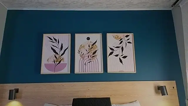 Snapshot of GabyPetit chatting on October 29, 2025, 7:57 pm GabyPetit online show from October 29, 2025, 7:57 pm