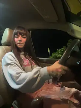 Snapshot of VioletaSubmissive chatting on February 4, 2025, 4:15 am VioletaSubmissive online show from February 4, 2025, 4:15 am