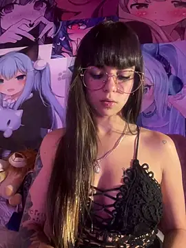 Snapshot of VioletaSubmissive chatting on February 5, 2025, 4:48 am VioletaSubmissive online show from February 5, 2025, 4:48 am