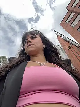 Snapshot of VioletaSubmissive chatting on October 19, 2025, 8:00 pm VioletaSubmissive online show from October 19, 2025, 8:00 pm