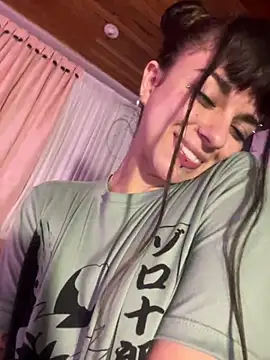 Snapshot of VioletaSubmissive chatting on March 14, 2025, 12:54 am VioletaSubmissive online show from March 14, 2025, 12:54 am