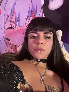 Snapshot of VioletaSubmissive chatting on February 3, 2025, 5:18 am VioletaSubmissive online show from February 3, 2025, 5:18 am