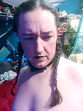 Snapshot of Boo-boo_kittyfux chatting on October 29, 2025, 4:50 pm Boo-boo kittyfux online show from October 29, 2025, 4:50 pm