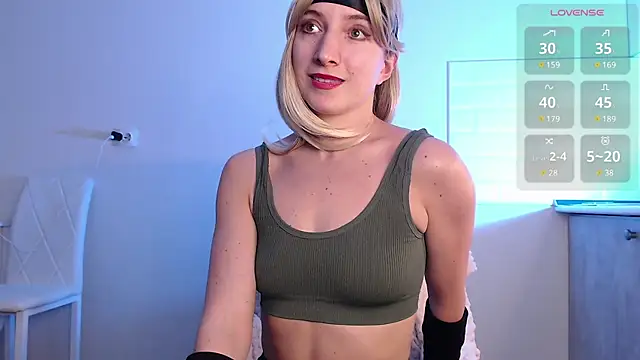 Snapshot of Eva_Hailey_ chatting on January 28, 2025, 8:04 am Eva Hailey  online show from January 28, 2025, 8:04 am