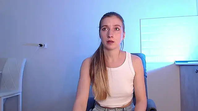 Snapshot of Eva_Hailey_ chatting on July 1, 2026, 4:13 am Eva Hailey online show from July 1, 2026, 4:13 am