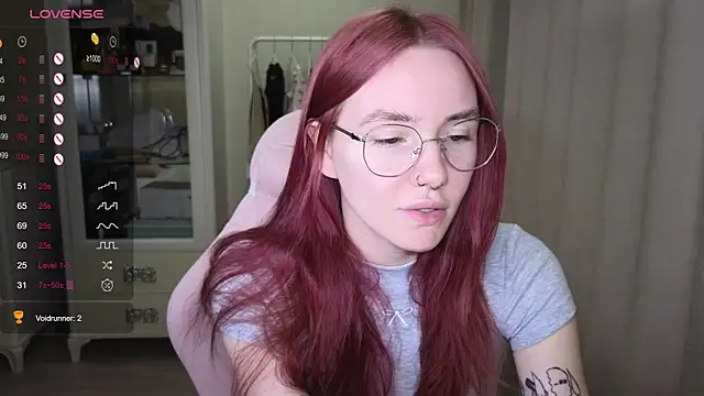 Snapshot of littlevildevil chatting on September 29, 2025, 11:05 am littlevildevil online show from September 29, 2025, 11:05 am