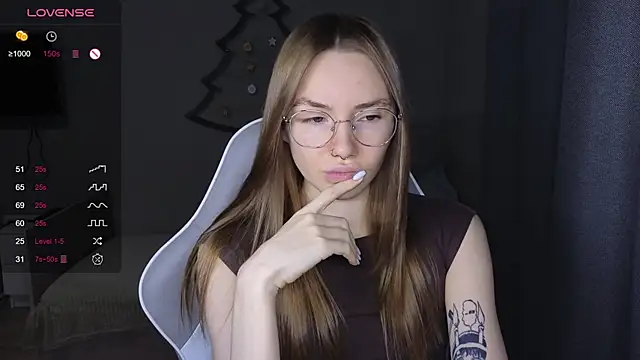 littlevildevil online show from December 22, 2025, 10:04 am