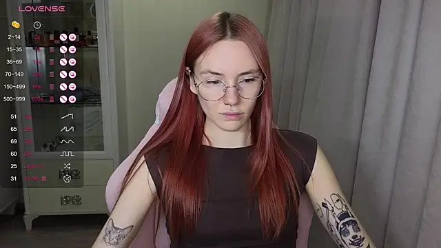 littlevildevil online show from November 9, 2025, 9:57 am