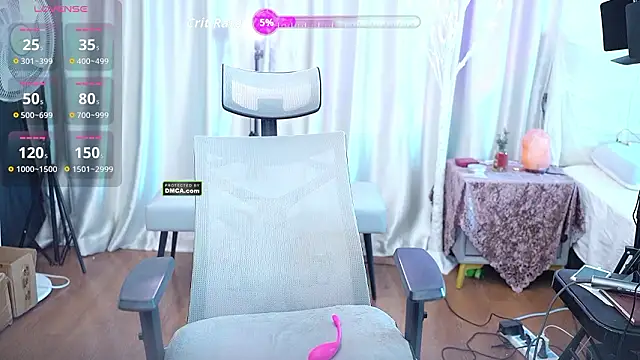 Snapshot of nono_babyy chatting on February 20, 2026, 1:35 am nono babyy online show from February 20, 2026, 1:35 am