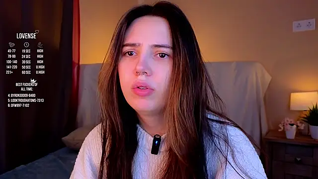 Snapshot of GillianDowdey chatting on October 12, 2025, 2:57 am GillianDowdey online show from October 12, 2025, 2:57 am