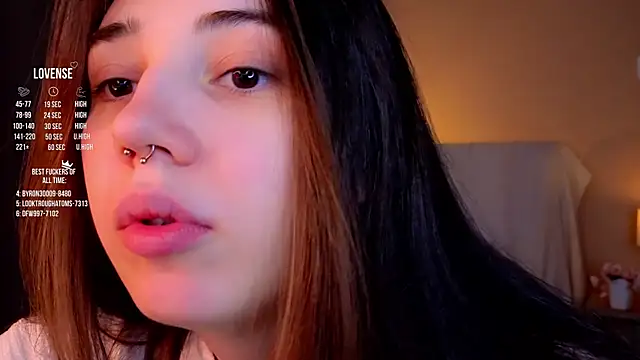 Snapshot of GillianDowdey chatting on October 15, 2025, 2:32 am GillianDowdey online show from October 15, 2025, 2:32 am