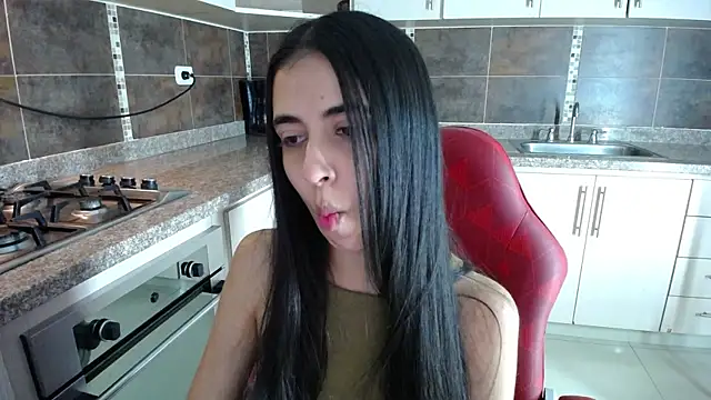 Snapshot of anna_alvarez chatting on February 22, 2025, 10:51 am anna alvarez online show from February 22, 2025, 10:51 am