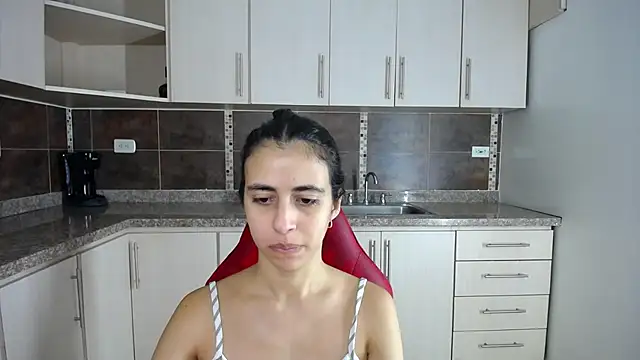 Snapshot of anna_alvarez chatting on February 14, 2025, 11:10 am anna alvarez online show from February 14, 2025, 11:10 am