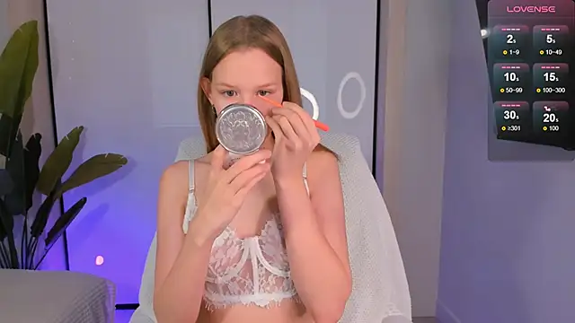 Snapshot of Pure_harmony chatting on December 22, 2024, 12:05 pm Pure harmony online show from December 22, 2024, 12:05 pm