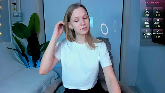 Snapshot of Pure_harmony chatting on January 12, 2025, 1:48 pm Pure harmony online show from January 12, 2025, 1:48 pm