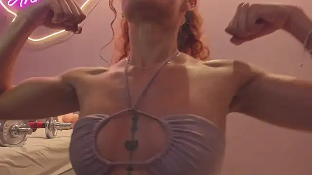 Ninna monroe  online show from February 17, 2025, 7:33 pm