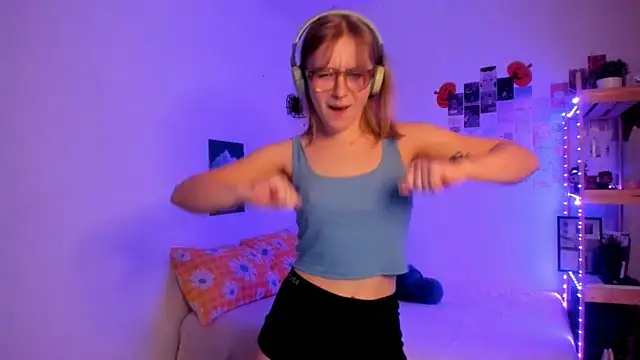 leazy peazy online show from November 25, 2025, 5:41 am