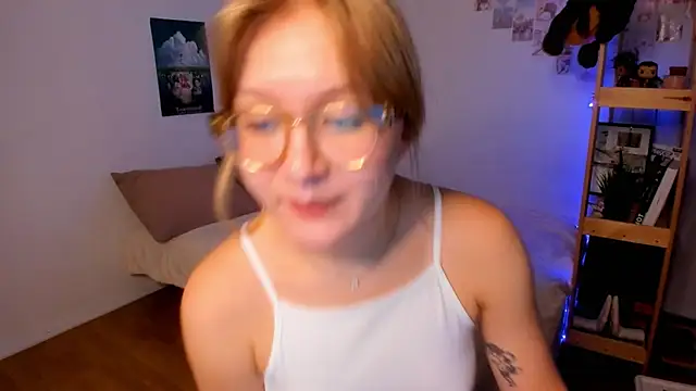 Snapshot of leazy_peazy chatting on October 20, 2025, 6:15 am leazy peazy online show from October 20, 2025, 6:15 am