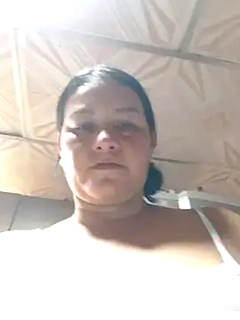 Snapshot of lupita_2023 chatting on September 25, 2025, 3:07 pm lupita 2023 online show from September 25, 2025, 3:07 pm