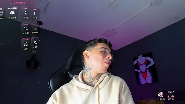 Ian Castillo  online show from September 30, 2025, 11:27 am